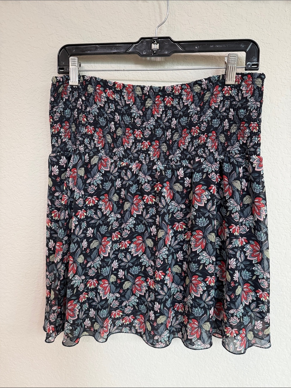 CAbi Navy Top and skirt set with White Label and Red Accent - Picture 9 of 13